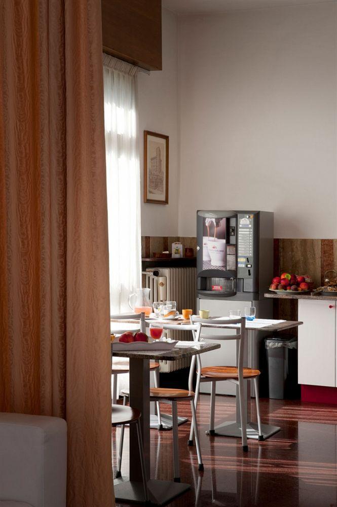 Hotel Caselle San Lazzaro di Savena Luaran gambar